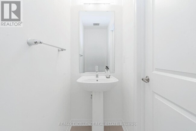 Photo du bâtiment - 12 Hine Rd