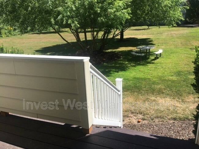 Foto del edificio - 13216 NE Salmon Creek Ave