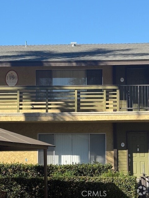 Building Photo - 1490 W Lambert Rd