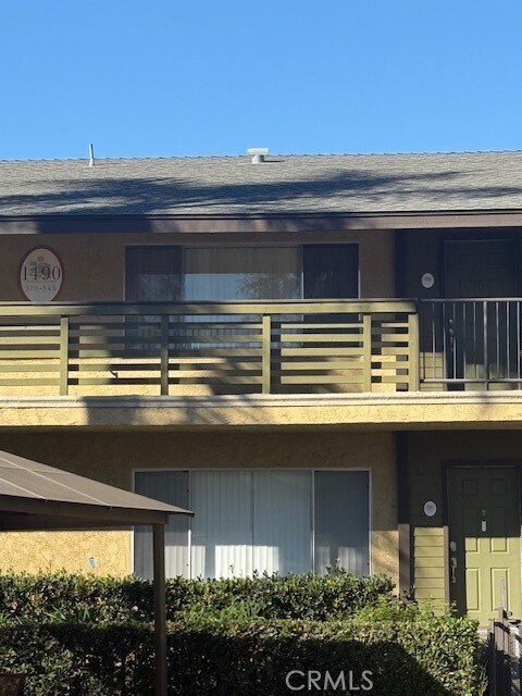 Foto principal - 1490 W Lambert Rd