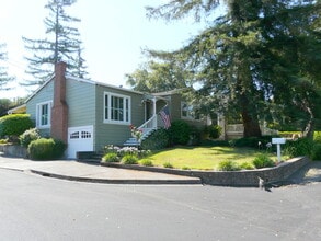 Building Photo - 1220 Banks Ave