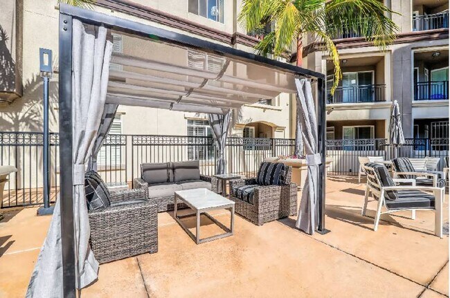 Foto del edificio - Resort style Condo