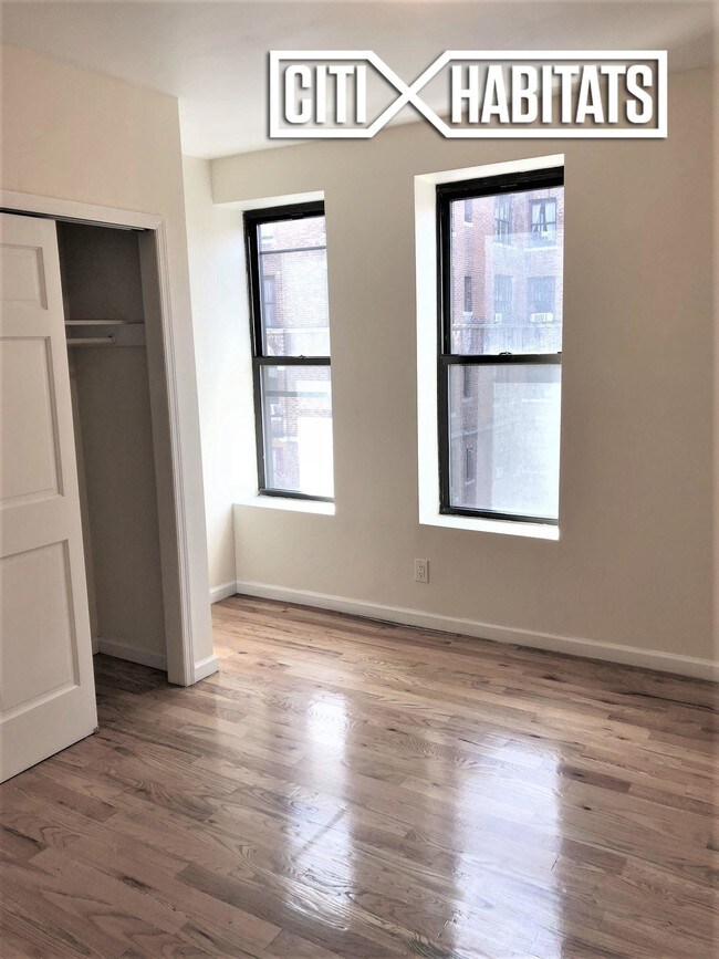 Building Photo - 501 W 140th St