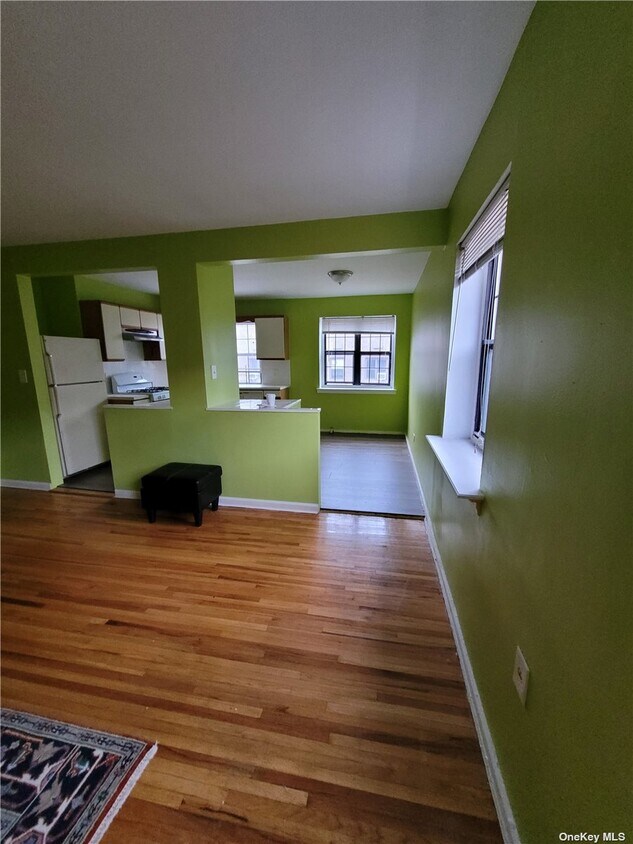 Foto del edificio - 144-20-144-78 78th Rd