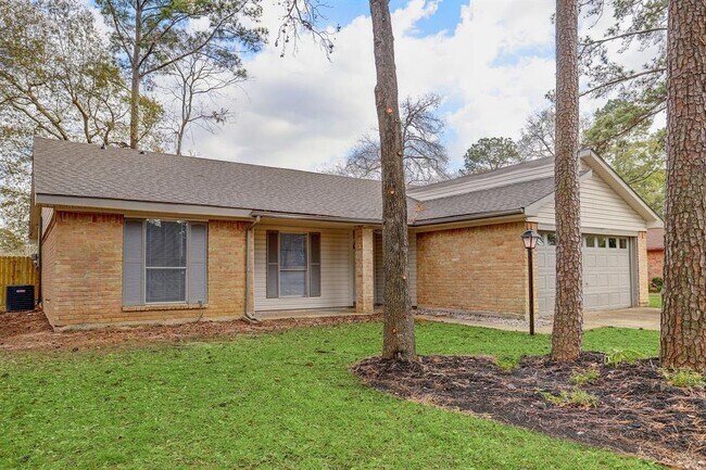 Building Photo - 16310 Timber Valley Dr