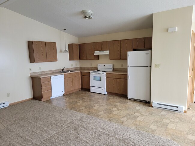 Kitchen - 4805 Westchester Dr