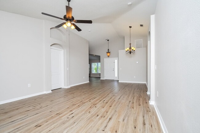 Foto del edificio - 12724 Lake Vista Dr