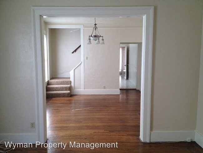 Foto del edificio - 1570 Oak St