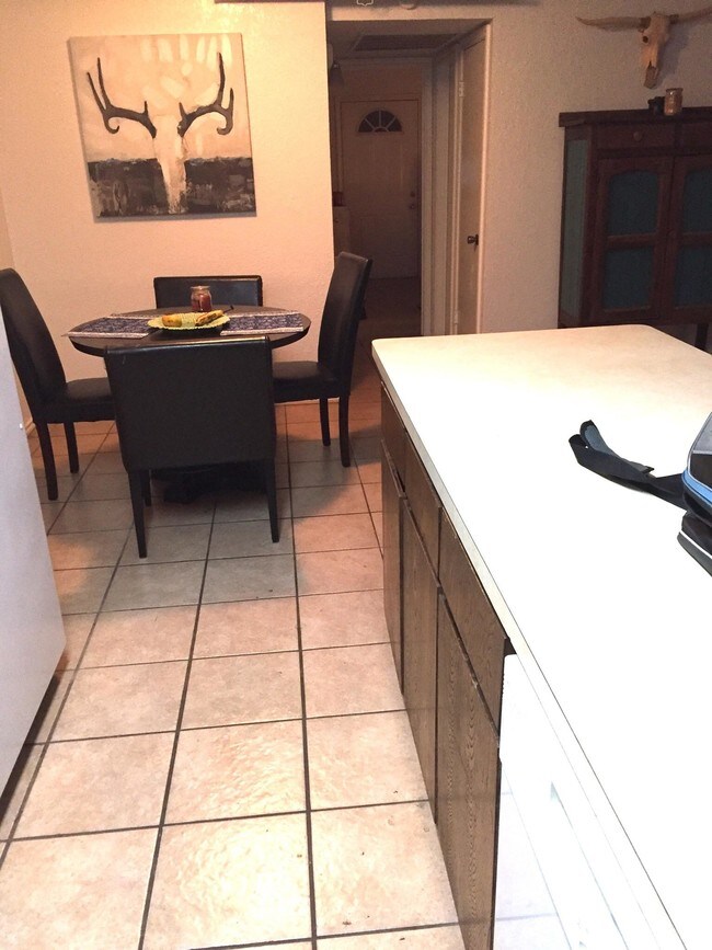 Foto del edificio - 313 Shady Grove Dr