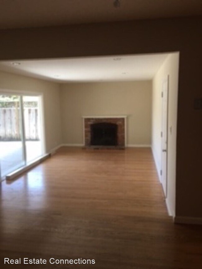 Foto del edificio - 4 br, 2 bath House - 2158 Abbey Ln