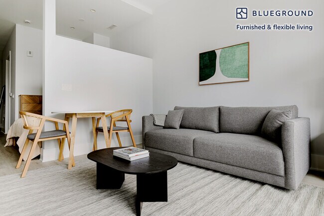 Foto del edificio - 812 W Adams St