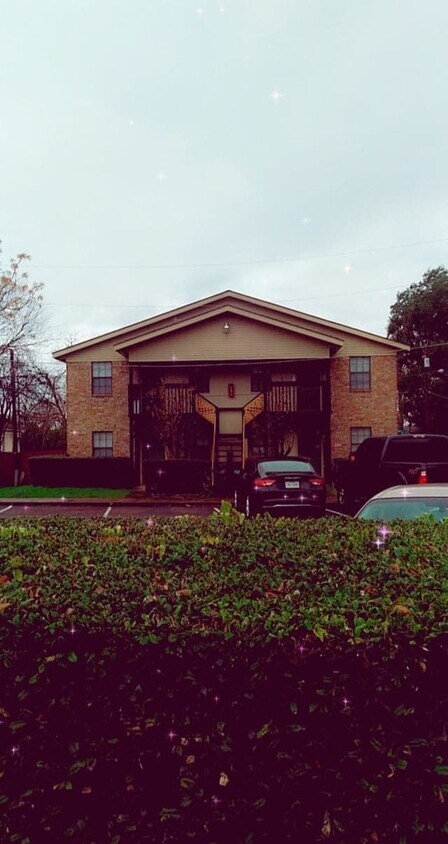 Foto principal - Green Oaks Apartments