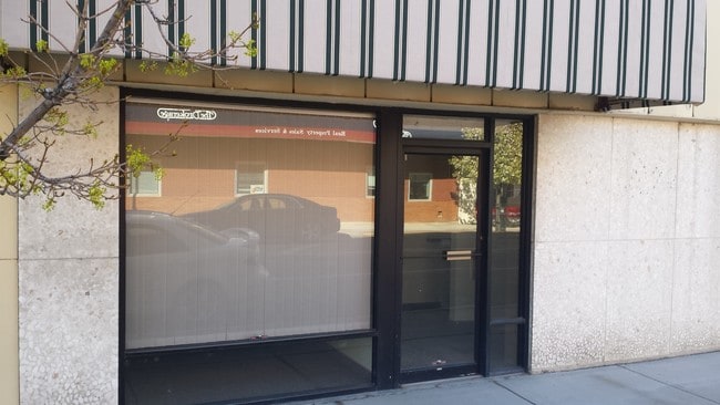 Lewis Street Suite A Entrance - Station Square