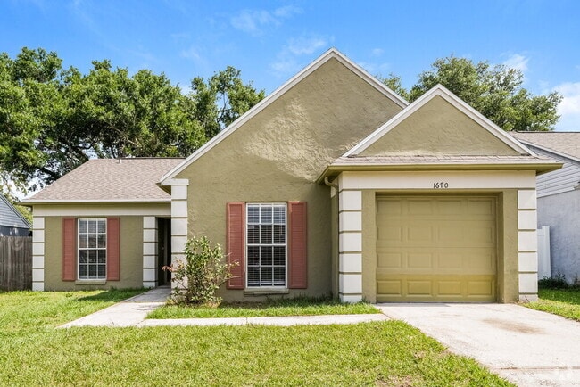 Building Photo - 1670 Palm Leaf Dr