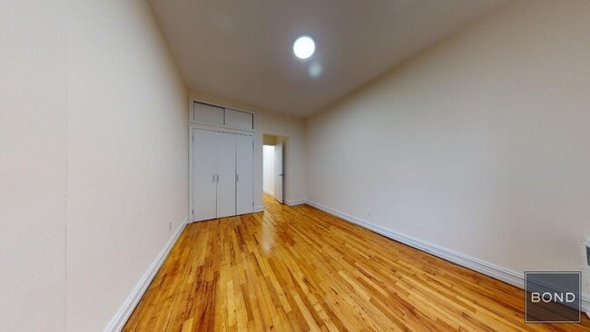 Foto del edificio - 333 E 84th St