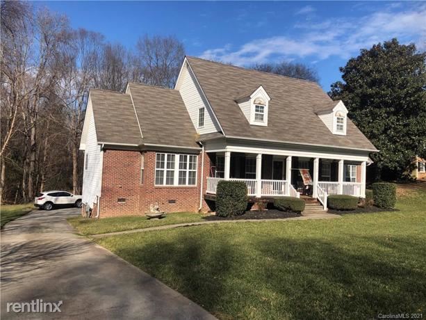 Building Photo - 3 br, 2 bath House - 308 Valhalla Drive