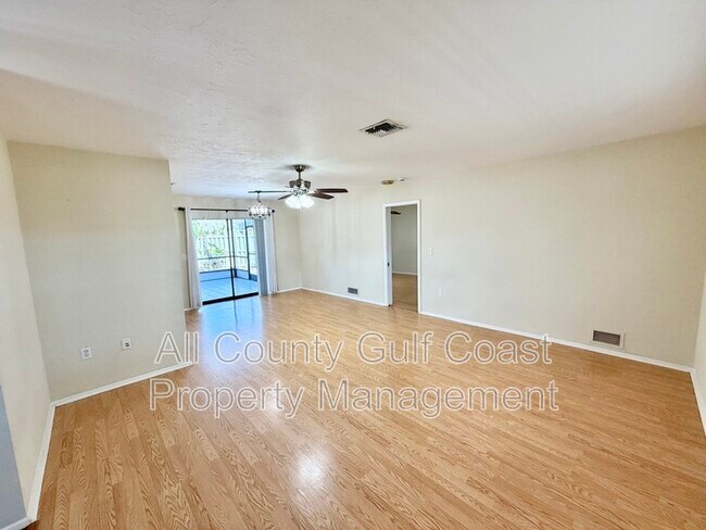 Building Photo - 1218 Waterside Ln