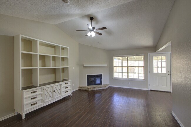 Foto del edificio - 118 Val Verde Trail