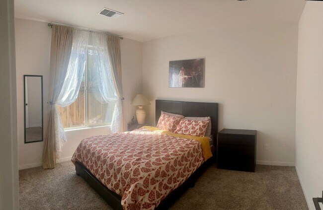 Foto del edificio - 10006 Blountsville Dr