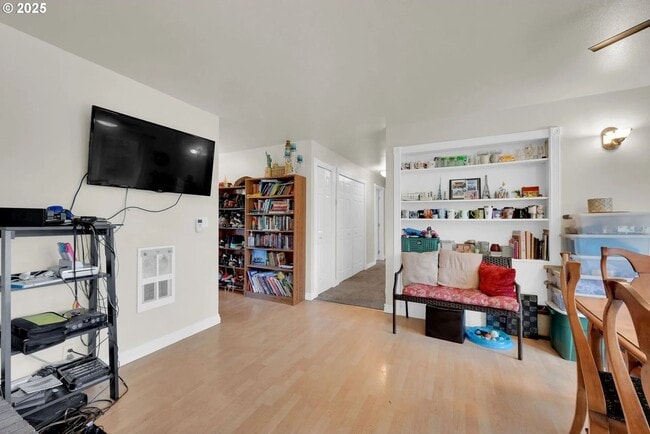 Building Photo - 3485we