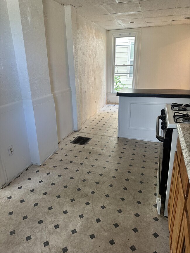 Foto del edificio - 1162 E 25th St