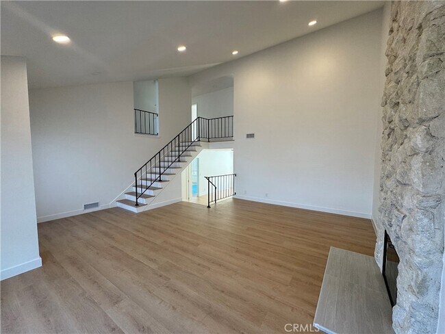 Foto del edificio - 9872 Kings Canyon Dr