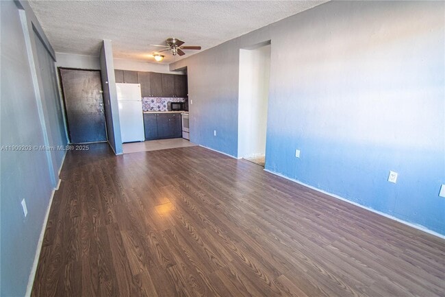 Foto del edificio - 2000 NW 29th St