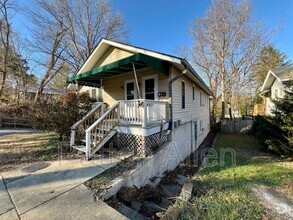 Building Photo - 330 Hillside St