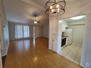 Building Photo - 9503 Powhatan Dr
