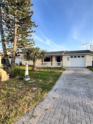 Building Photo - 3924 Headsail Dr