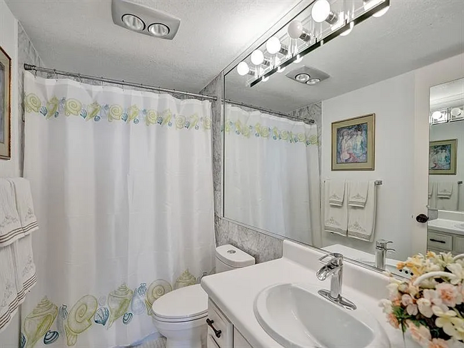 Foto del edificio - 2121 N Ocean Blvd