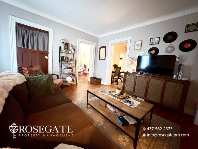 Building Photo - All-Inclusive 2-Bedroom Apartment with Backyard Deck – St. Catharines