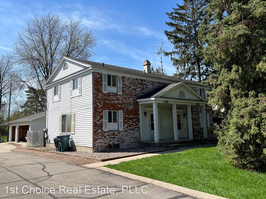 Primary Photo - 3 br, 1.5 bath House - 1363 W Lake Lansing Rd