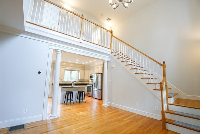 Building Photo - 3 A Allen St