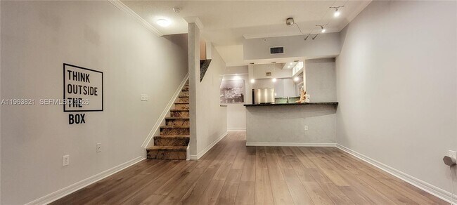 Foto del edificio - 2891 NE 185th St