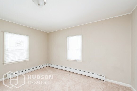Foto del edificio - 7701 Carleton Dr