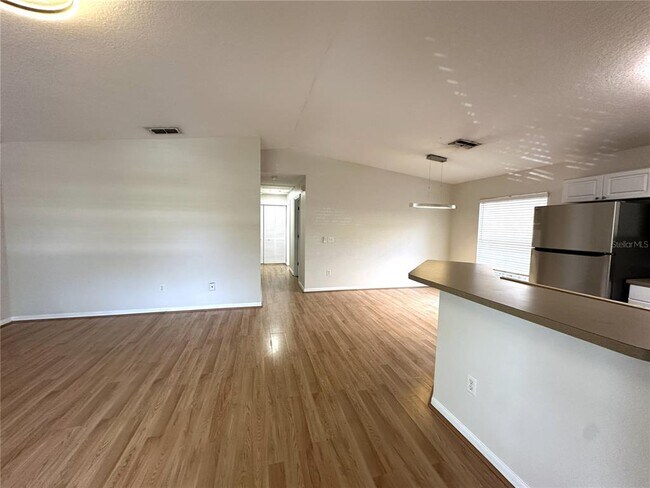 Building Photo - 1717 W Nassau St