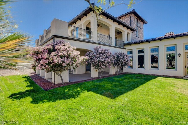 Foto del edificio - 8480 S Via De Bella Sidra Ct