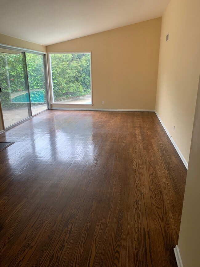 Foto del edificio - 3045 N Lamer St