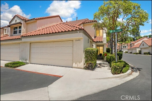 Primary Photo - 25295 Vista Linda