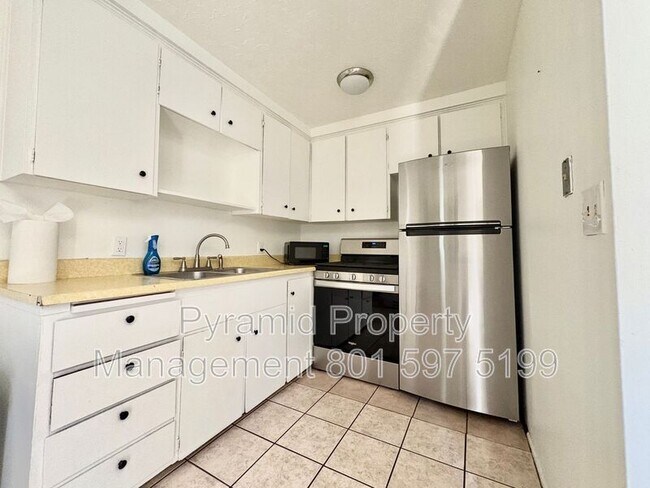 Foto del edificio - 3428 S 300 E