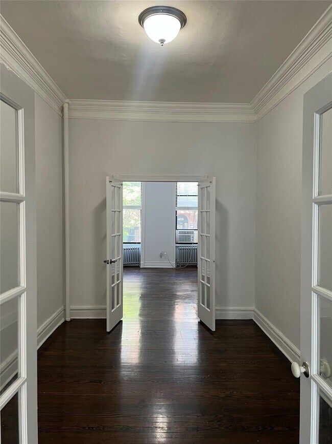 Foto del edificio - 410 E 117th St