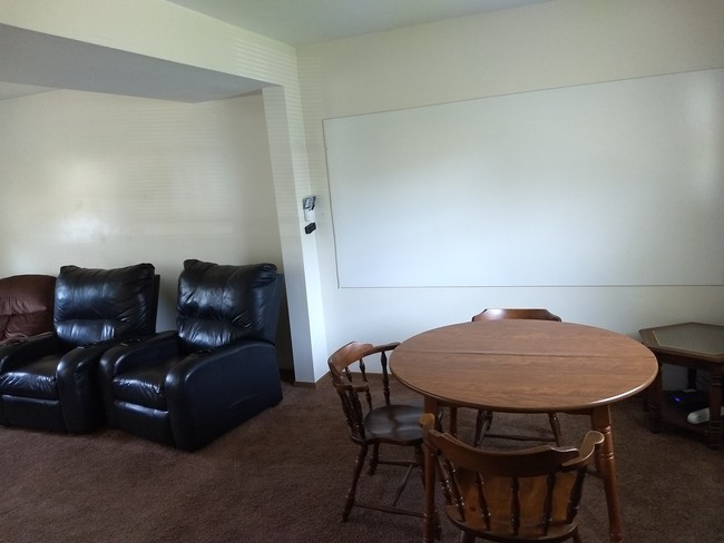 Living Area - 2211 Bird Dr