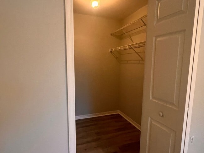 Foto del edificio - 7524 Seurat St