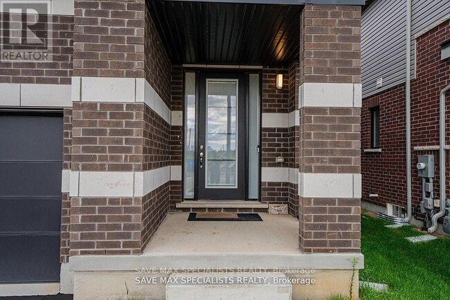 Building Photo - 298 Newman Dr