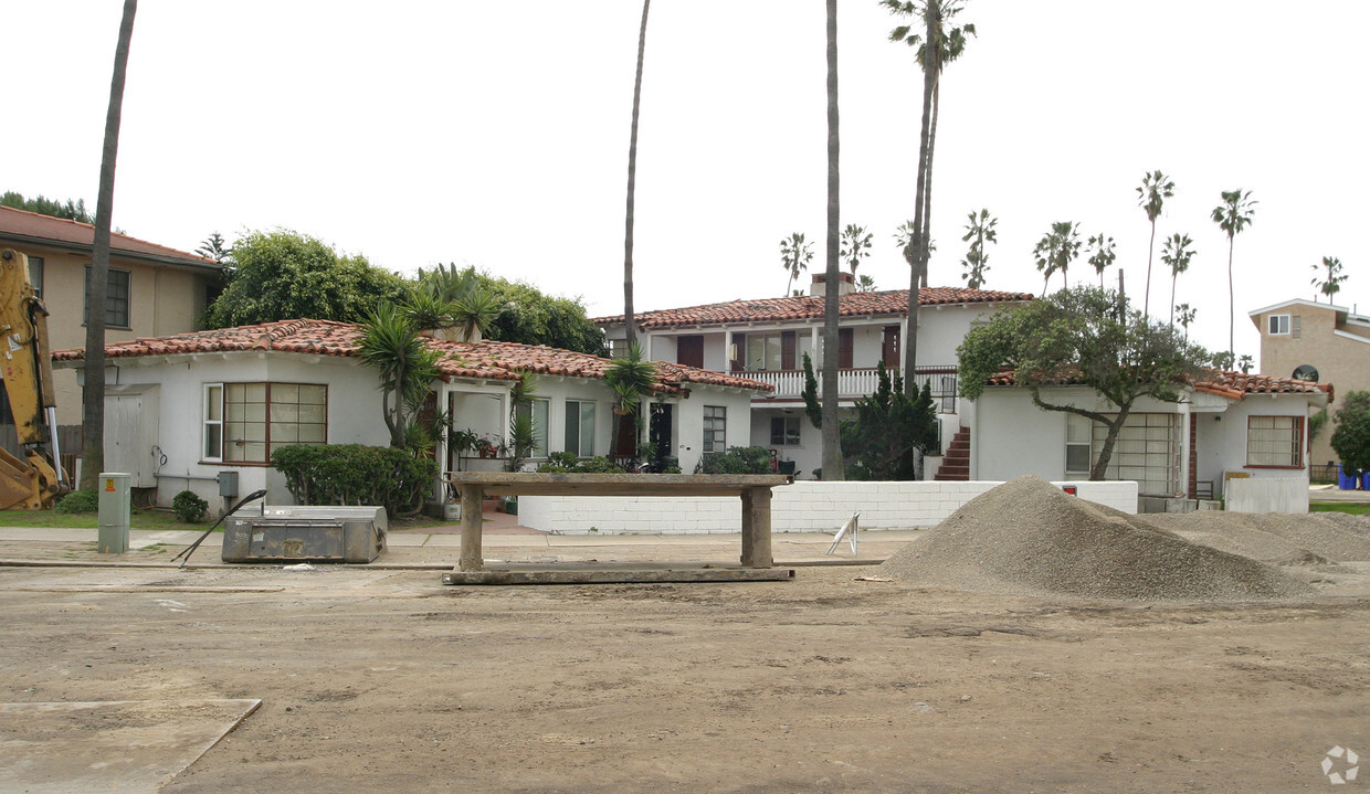 Primary Photo - West Point Loma Apartments