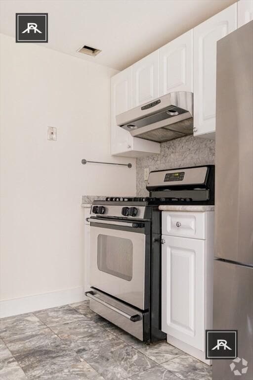 Building Photo - 15 N Beacon St