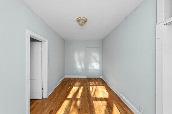 Foto del edificio - 4614 N Paulina St