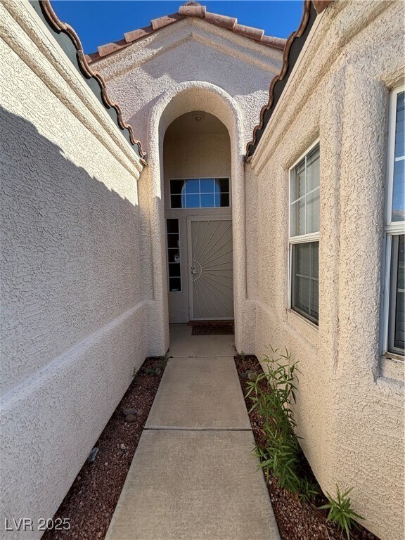 Foto del edificio - 3193 Castle Canyon Ave