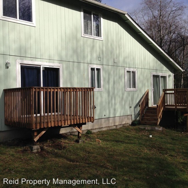 60 NE Dogwood Rd, Belfair, WA 98528